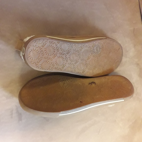 Ugg Rylan Slipper - Picture 3 of 3